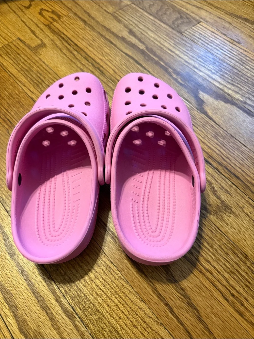 CROCS Kids' Classic Clog in Bubblegum Pink